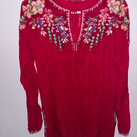 Johnny was Embroidered Pink Women's Top M - Picture 4 of 6